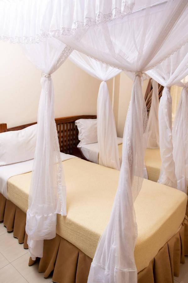 Briston Hotel Arusha Exterior foto