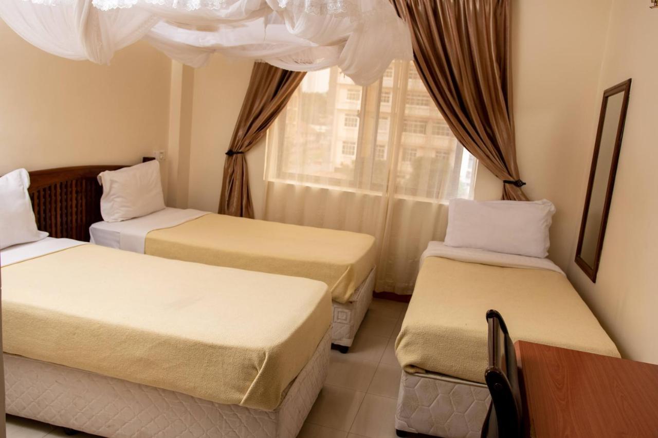 Briston Hotel Arusha Exterior foto