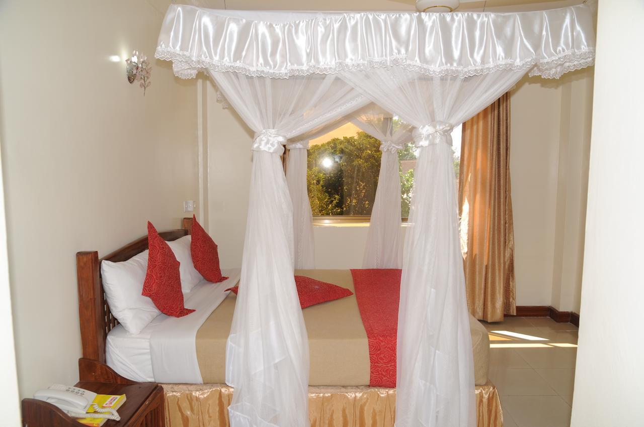 Briston Hotel Arusha Quarto foto