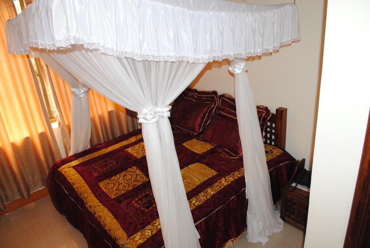Briston Hotel Arusha Quarto foto